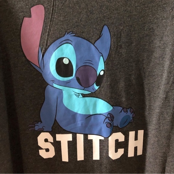 Disney Stitch Gray short sleeve graphic tee in size 2X - Picture 4 of 5